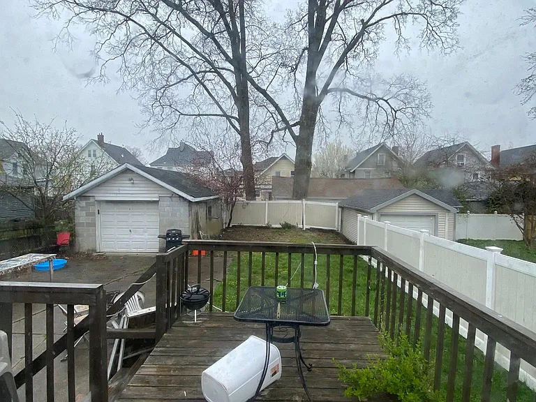 3945 Regent Ave — Photo 17