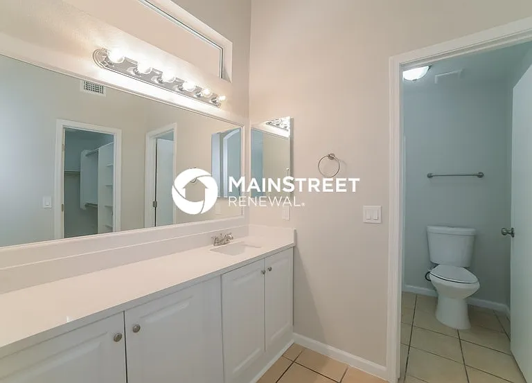 9017 W Cambridge Ave — Photo 5
