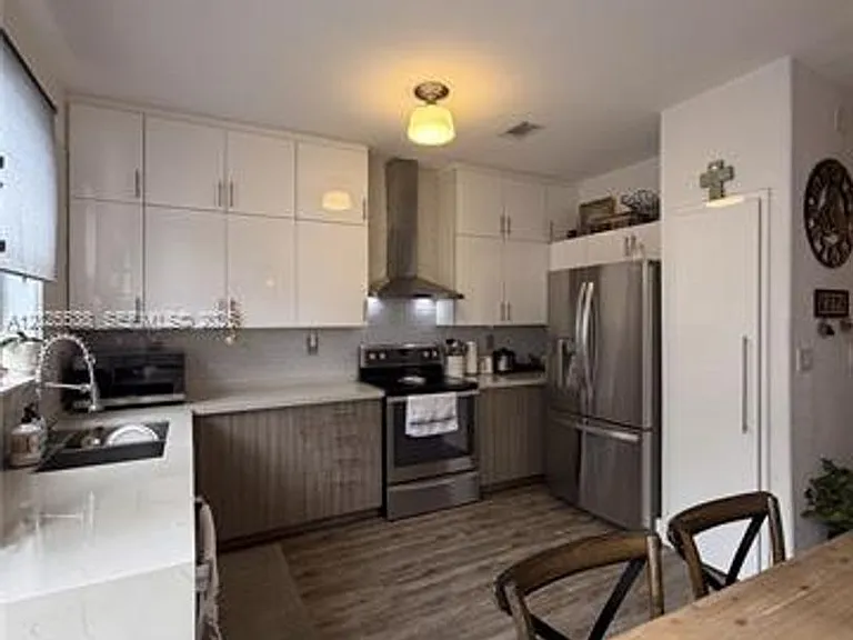 5420 NW 107th Ave #303 — Photo 25