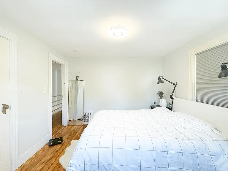 27 Shirley St #27 — Photo 9