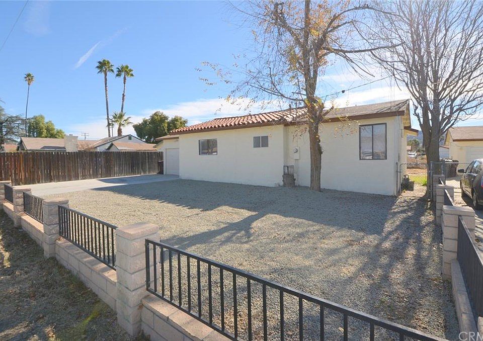1st image of 40707 Whittier Ave