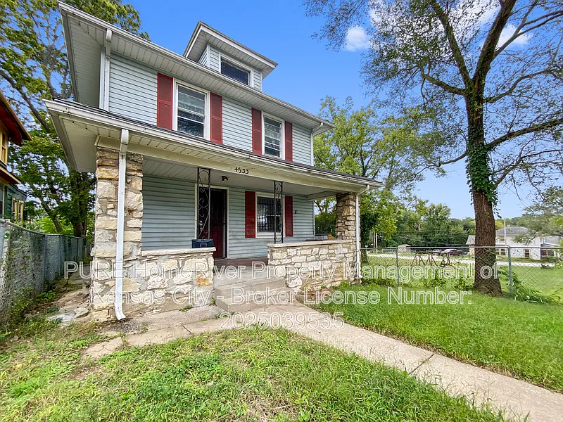 3 bed, 1.0 bath, 1509 sqft, $1,350 — Photo 4