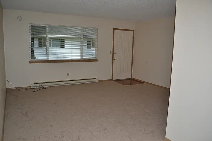2 bed, 1.0 bath, 790 sqft, $1,550 — Photo 4