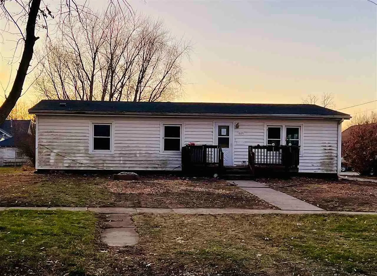625 Marengo Ave photo 1