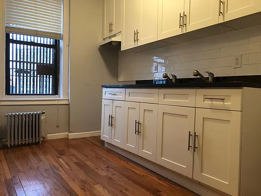 Rented by Nooklyn NYC LLC | media 1