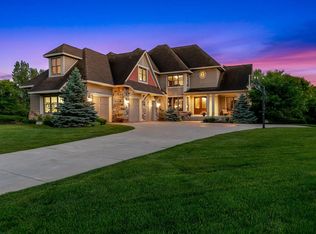 7691 Prairie Grass Pass, Prior Lake, MN 55372