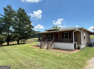1092 May White Rd, Cleveland, GA 30528