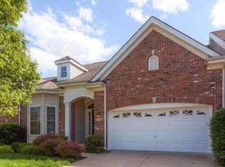 2428 Clayton Pointe Ct, Chesterfield, MO 63017