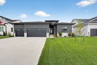 4655 180th St, Waukee