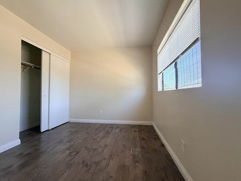 25880 Dartmouth St #T — Photo 7