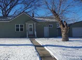 104 N 2nd St, Ida Grove, IA 51445