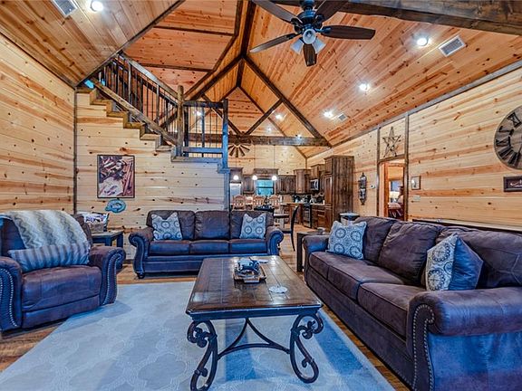2nd image of 63 Stone Pine Ln