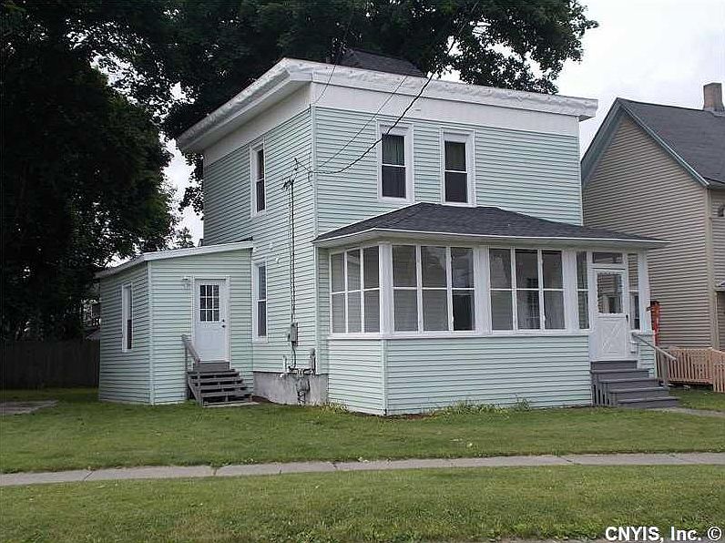 1st image of 10 Squires St