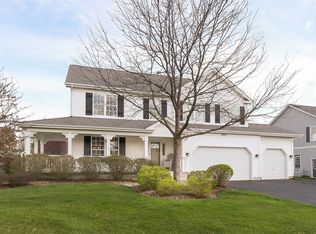 540 Nunda Trl, Crystal Lake, IL 60012