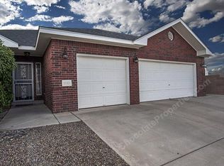 10101 Loveland Dr NW, Albuquerque, NM 87114