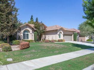 2230 Crocus Dr, Bakersfield, CA