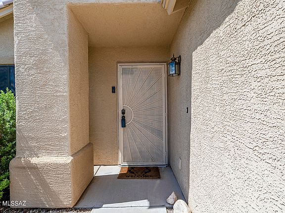 3rd image of 5061 N River Song Ln