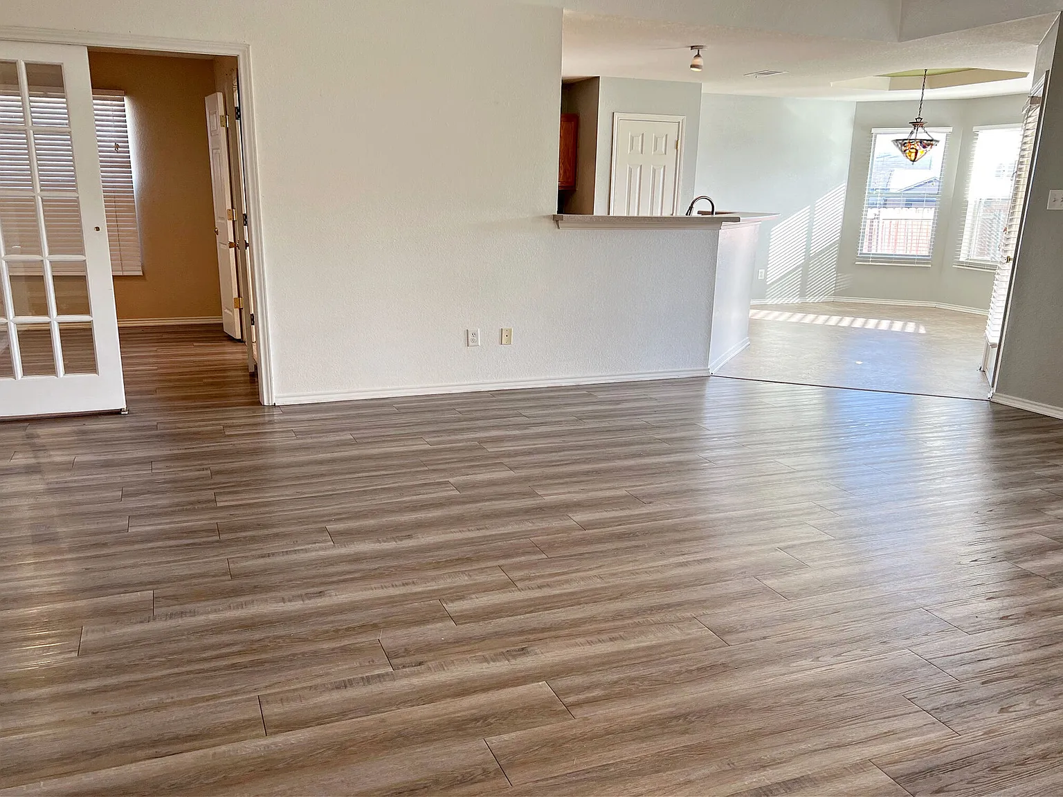 4 bed, 2.0 bath, 1920 sqft, $1,650 — Photo 4