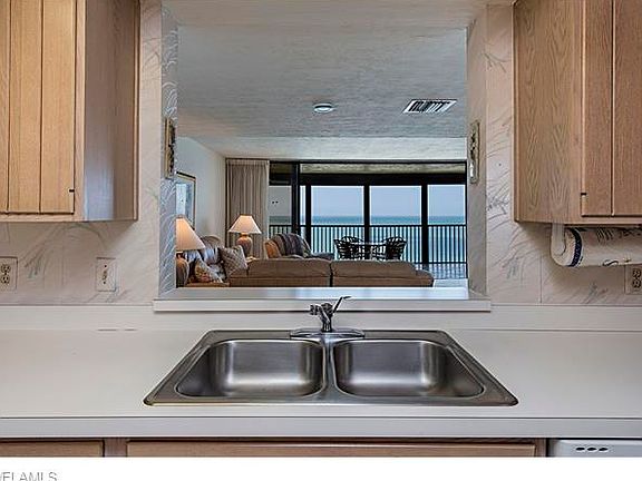 4th image of 10951 Gulf Shore Dr #1103