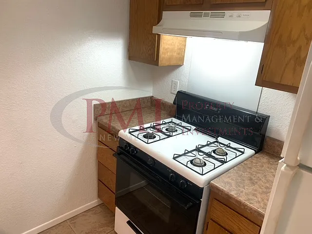 2432 La Fonda Circle #3 — Photo 9