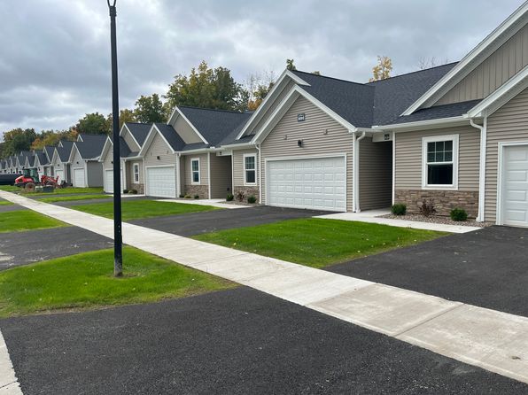 2116 Community Ln #4C