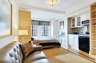 Rented by City Connections Realty