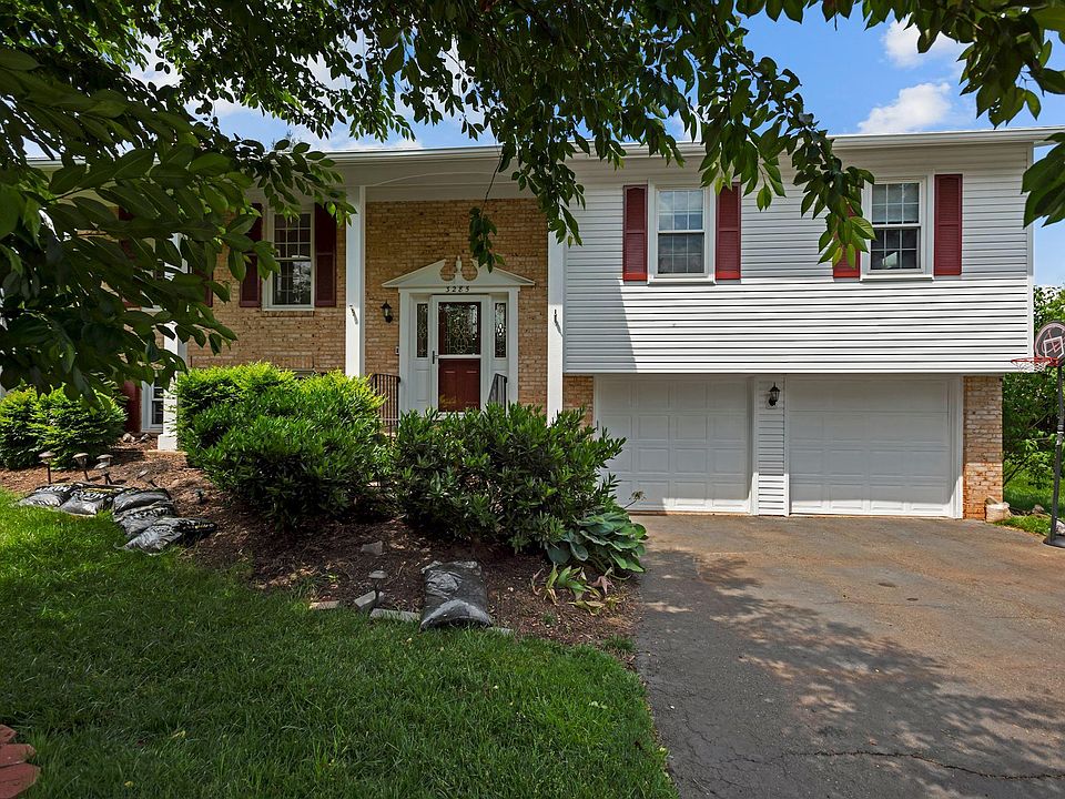 1st image of 3285 Kinross Cir