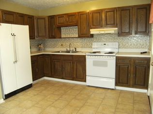 421 Lombard Rd, Columbus, OH 43228