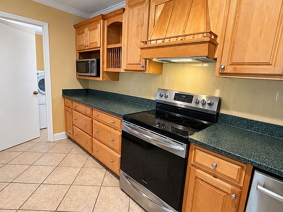 3rd image of 1508 James Wilson Dr