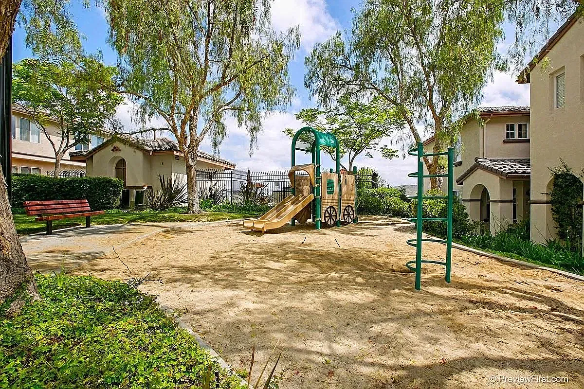 10864 Ivy Hill Dr Unit 6 - 1 — Photo 2