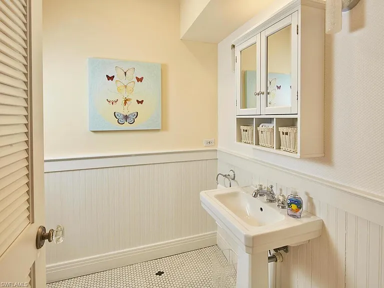 2750 Treasure Ln — Photo 21