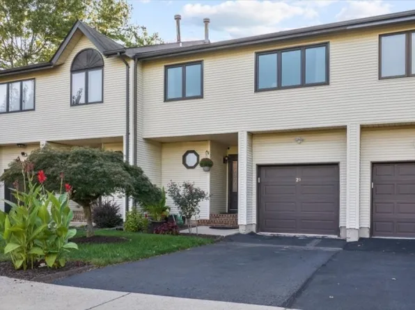 29 Olive Ct, Raritan Twp., NJ 08822