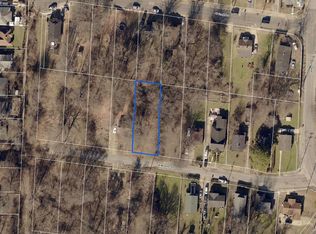 260 W McKellar Ave, Memphis, TN 38109