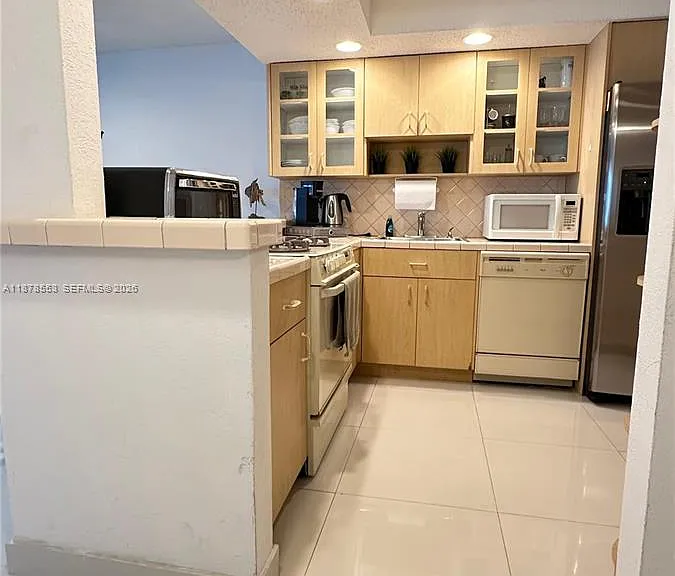 2030 S Ocean Dr #725 — Photo 7