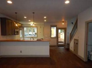 7674 SE Sherman Ct, Portland, OR 97215