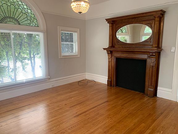 3rd image of 650 Church St #1