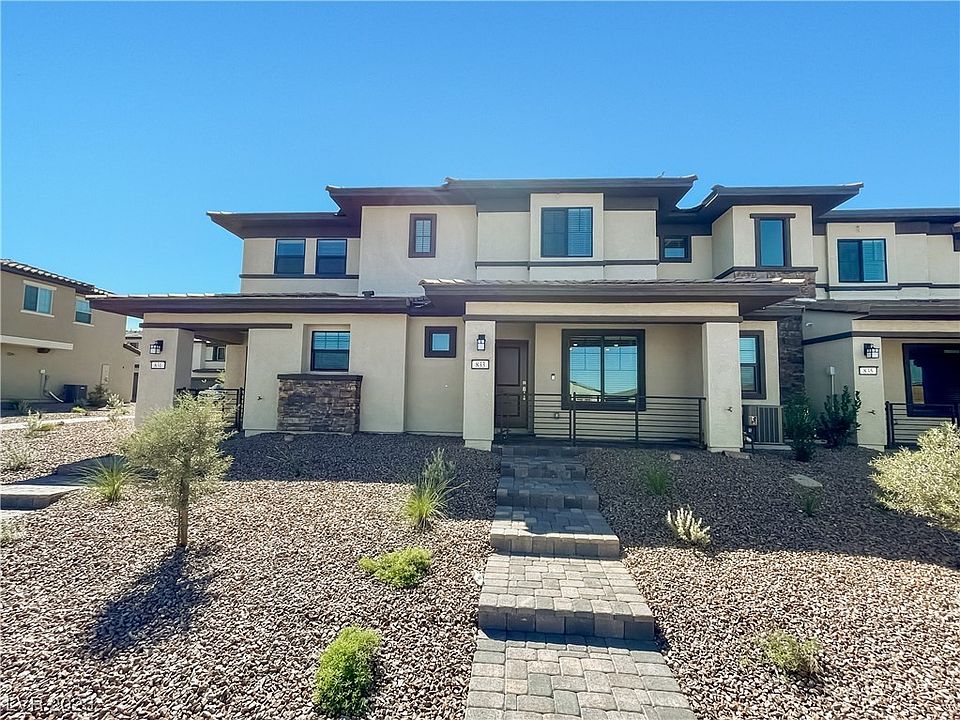 1st image of 833 Watford Pl