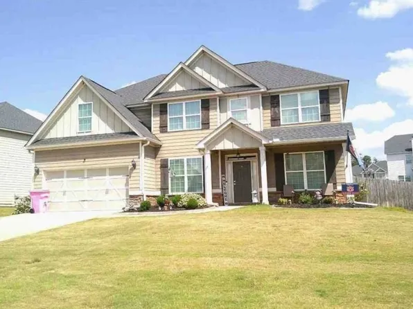 2115 Diane Ct, Opelika, AL 36801