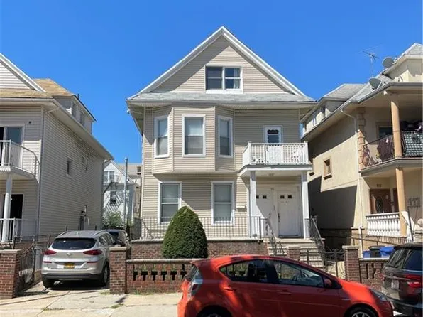 92 Bay 17th St, Brooklyn, NY 11214