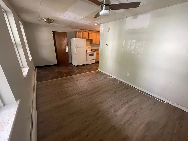 520 Morris St #2 — Photo 2
