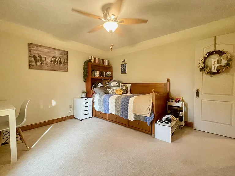 413 Southern Oak Dr — Photo 22