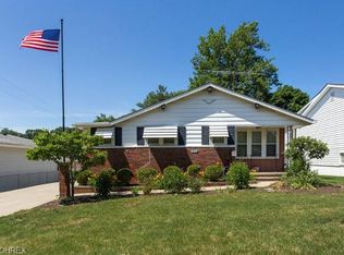 19116 Davinwood Dr, Cleveland, OH