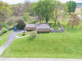 1006 Hartman Ln, O'Fallon, IL 62269