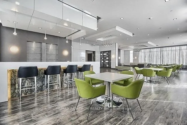 7900 Bathurst St #1216 — Photo 10