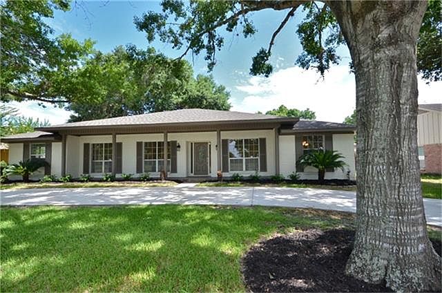 1st image of 8115 S Braeswood Blvd