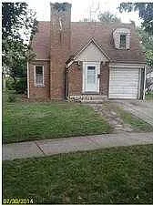 18551 Argyle Ave photo 1