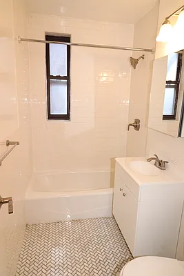 Rented by Oxford Property Group | media 19