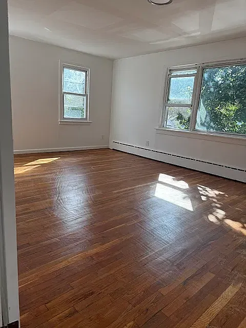 987 East 42nd Street — Photo 1