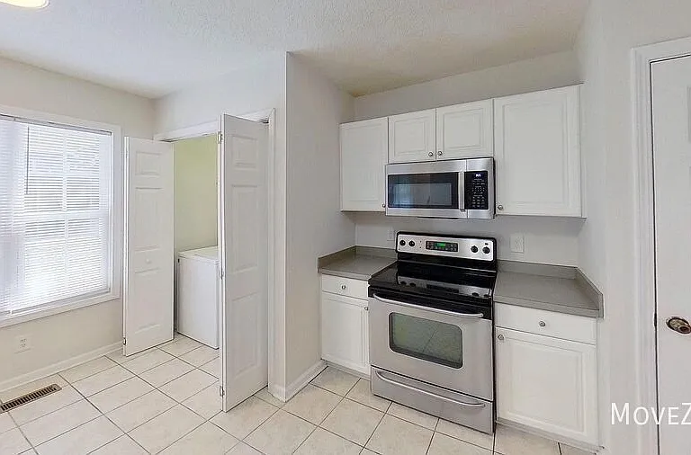 1316 Ujamaa Dr — Photo 20