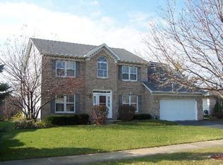 3819 Mallard Ln, Naperville, IL 60564